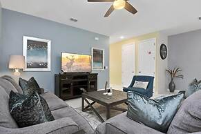 1600cpc 4 Bedroom Townhouse by RedAwning