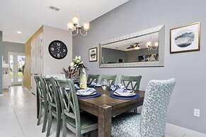 1600cpc 4 Bedroom Townhouse by RedAwning