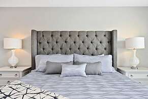 1600cpc 4 Bedroom Townhouse by RedAwning