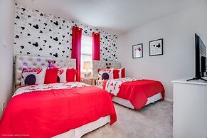 1791spp 5 Bedroom Townhouse by RedAwning