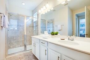 1791spp 5 Bedroom Townhouse by RedAwning