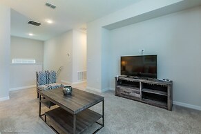 1791spp 5 Bedroom Townhouse by RedAwning