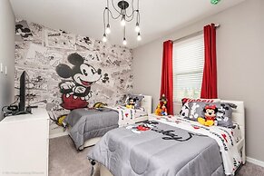 Solara Resort 9 Bedroom Villa by RedAwning