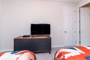 Solara Resort 9 Bedroom Villa by RedAwning