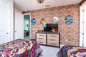 Solara Resort 9 Bedroom Villa by RedAwning