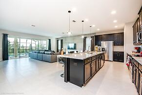 Solara Resort 9 Bedroom Villa by RedAwning