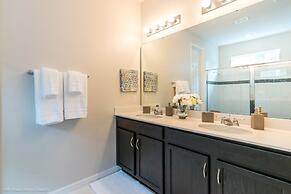 Solara Resort 9 Bedroom Villa by RedAwning