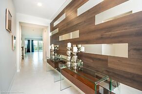 Solara Resort 9 Bedroom Villa by RedAwning