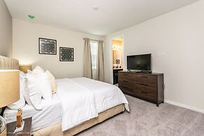 Solara Resort 9 Bedroom Villa by RedAwning