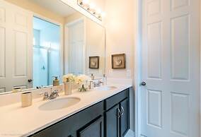 Solara Resort 9 Bedroom Villa by RedAwning