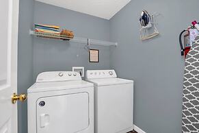 2710fkd 5 Bedroom Villa by RedAwning