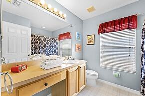 2710fkd 5 Bedroom Villa by RedAwning