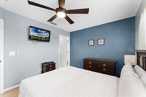 2710fkd 5 Bedroom Villa by RedAwning