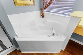 2710fkd 5 Bedroom Villa by RedAwning