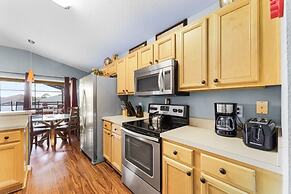 2710fkd 5 Bedroom Villa by RedAwning