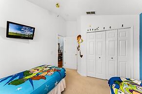 2710fkd 5 Bedroom Villa by RedAwning