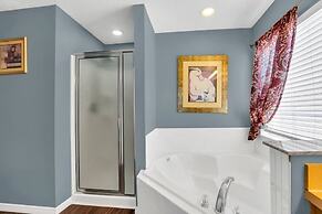 2710fkd 5 Bedroom Villa by RedAwning