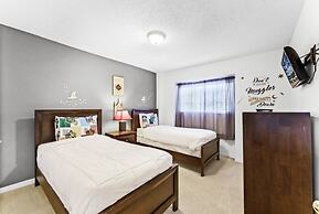 2710fkd 5 Bedroom Villa by RedAwning