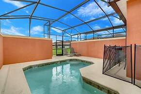 8944cuban 4 Bedroom Townhouse by RedAwning