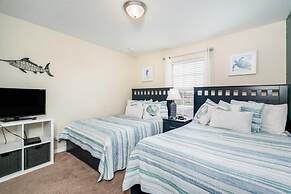 8944cuban 4 Bedroom Townhouse by RedAwning