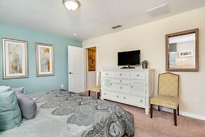 8944cuban 4 Bedroom Townhouse by RedAwning