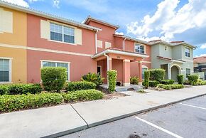 8944cuban 4 Bedroom Townhouse by RedAwning