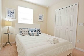 4563 Ada Lane 2596 4 Bedroom Townhouse by RedAwning