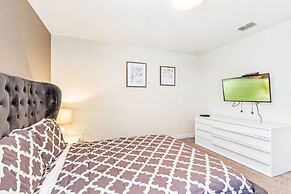 1521MC Amazing Champions Gate 8 Bedroom 5 Bed Villa by RedAwning