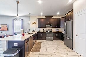 1521MC Amazing Champions Gate 8 Bedroom 5 Bed Villa by RedAwning