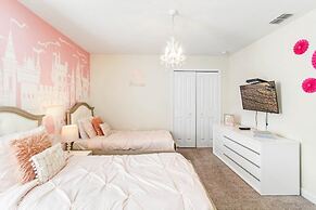 1521MC Amazing Champions Gate 8 Bedroom 5 Bed Villa by RedAwning