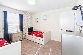 1521MC Amazing Champions Gate 8 Bedroom 5 Bed Villa by RedAwning