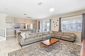 1521MC Amazing Champions Gate 8 Bedroom 5 Bed Villa by RedAwning