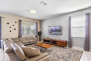 1521MC Amazing Champions Gate 8 Bedroom 5 Bed Villa by RedAwning