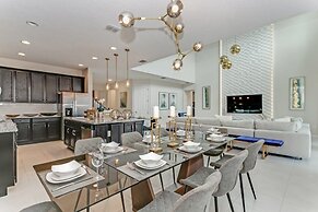 1787cvt Luxury 6 Bed With Saltwater Pool/spa 6 Bedroom Villa by RedAwn