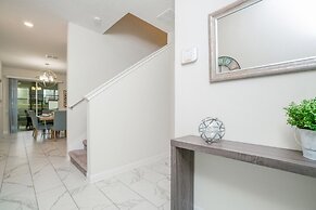 1566plunker 4 Bedroom Townhouse by RedAwning