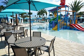 1857nice 5 Bedroom Villa by RedAwning