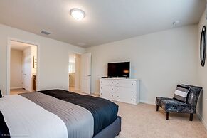 1857nice 5 Bedroom Villa by RedAwning