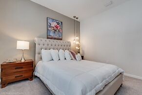 1545carey 4 Bedroom Townhouse by Redawning