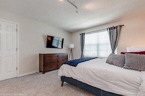 1545carey 4 Bedroom Townhouse by Redawning