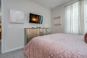 1504 New Luxury 6 Bed With Pool/spa 6 Bedroom Villa by RedAwning