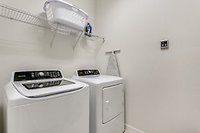 South Facing Pool/spa, Game Room Is Loaded! 6 Bedroom Villa by Redawni