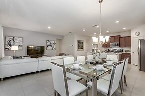 South Facing Pool/spa, Game Room Is Loaded! 6 Bedroom Villa by Redawni