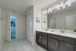 891PBEACH Amazing Champions Gate 8 Bedroom 5 Bed Villa by RedAwning