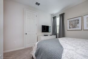 Solara Resort 9 Bedroom Resort Villa by RedAwning