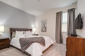 Solara Resort 9 Bedroom Resort Villa by RedAwning