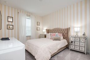 Solara Resort 9 Bedroom Resort Villa by RedAwning