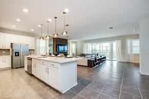 Solara Resort 9 Bedroom Resort Villa by RedAwning