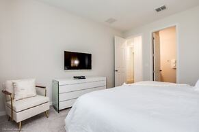 Solara Resort 9 Bedroom Resort Villa by RedAwning