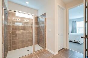 Solara Resort 9 Bedroom Resort Villa by RedAwning