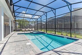 Superior 9 Bed Games Room, Pool Spa Themed Rooms! 9 Bedroom Home by Re